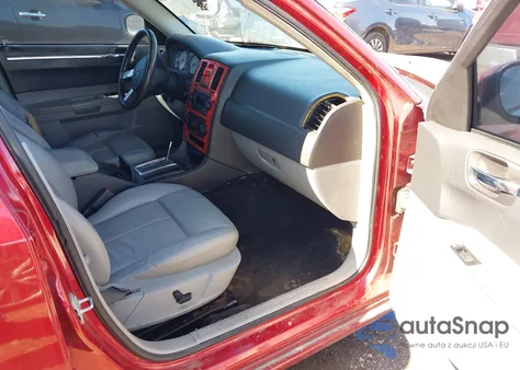 2007 Chrysler 300 Touring z USA, uszkodzony, nr VIN 2C3KA53G17H835210